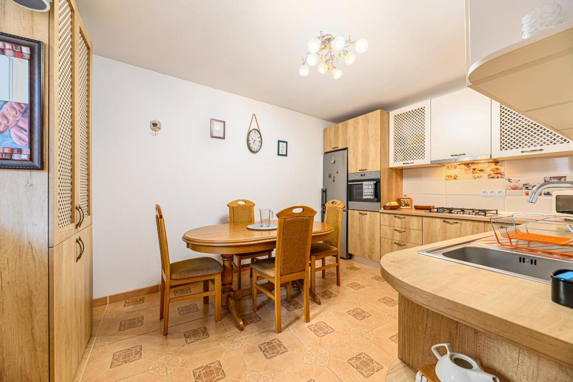 Brasov Centrul Vechi - 67Sqm - 2Min To Counsel Square Lejlighed Eksteriør billede
